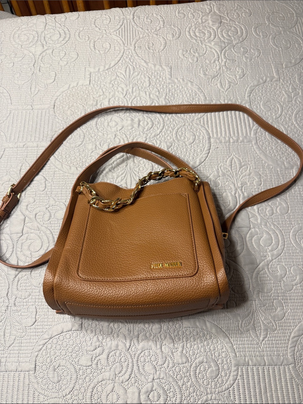 Steve Madden Tan Pebbled Leather Shoulder Bag with Gold Chain Accent
